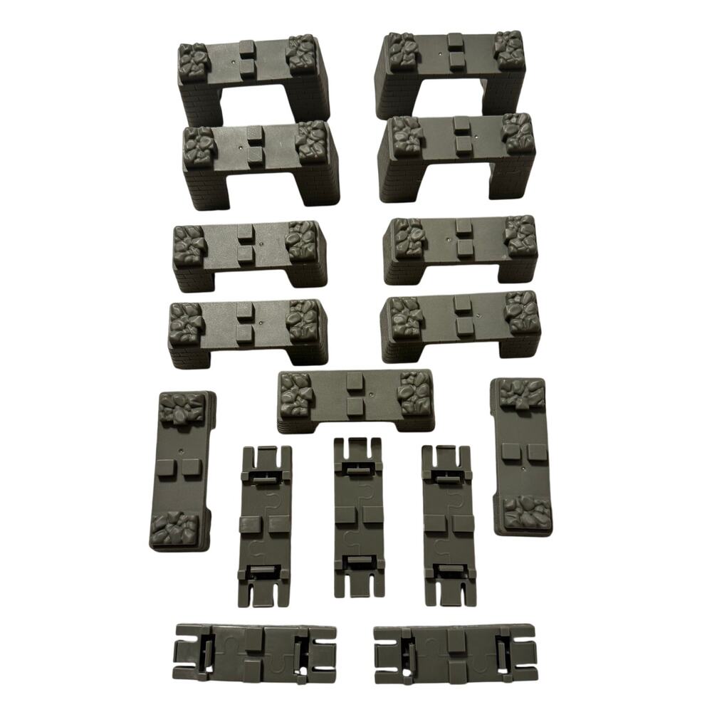 Thomas The Train & Friends Track Pieces Lift Lot 2009 STEM Preschool Building